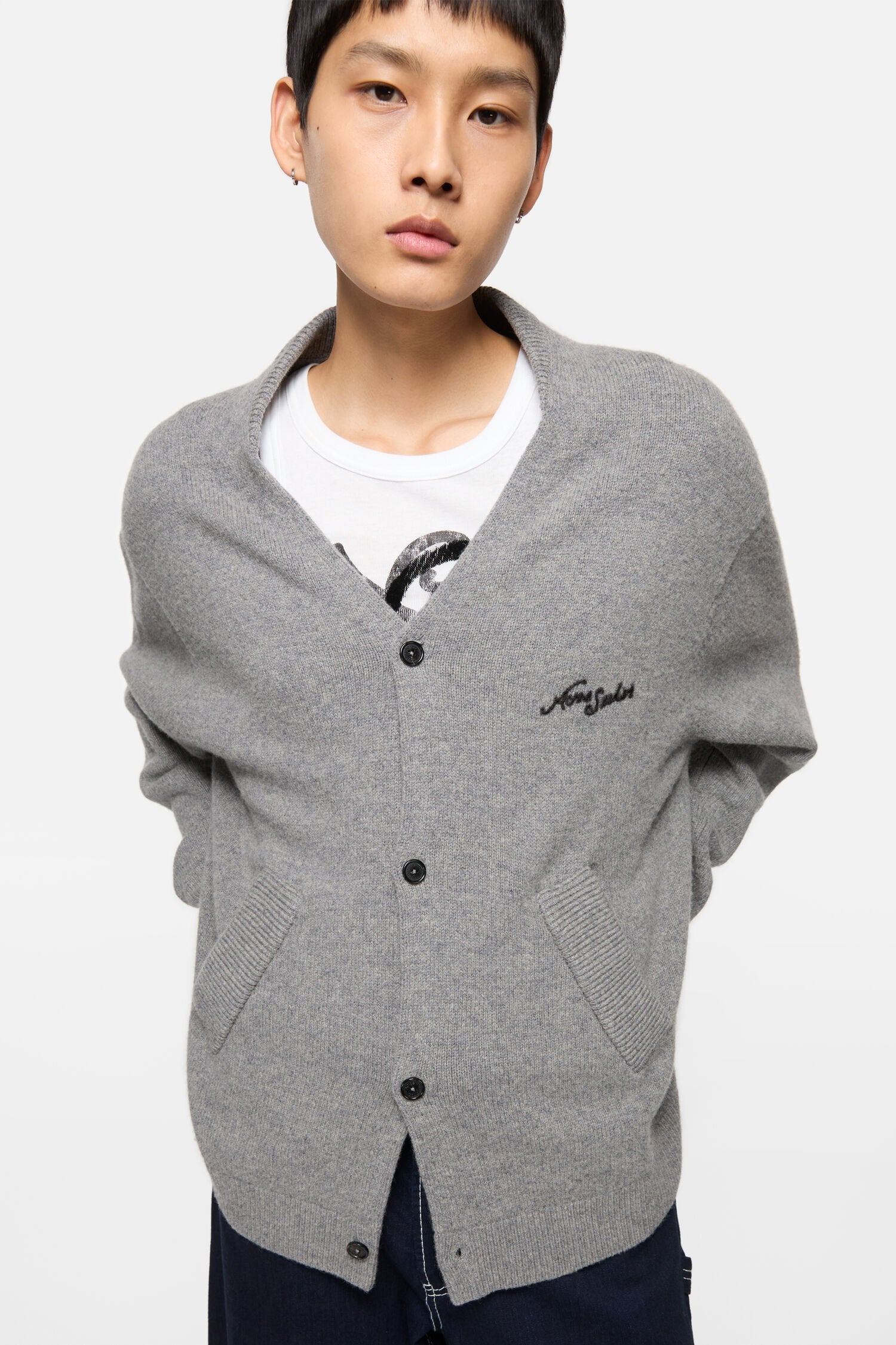 Acne Studios Kofta Wool V-neck – Debut