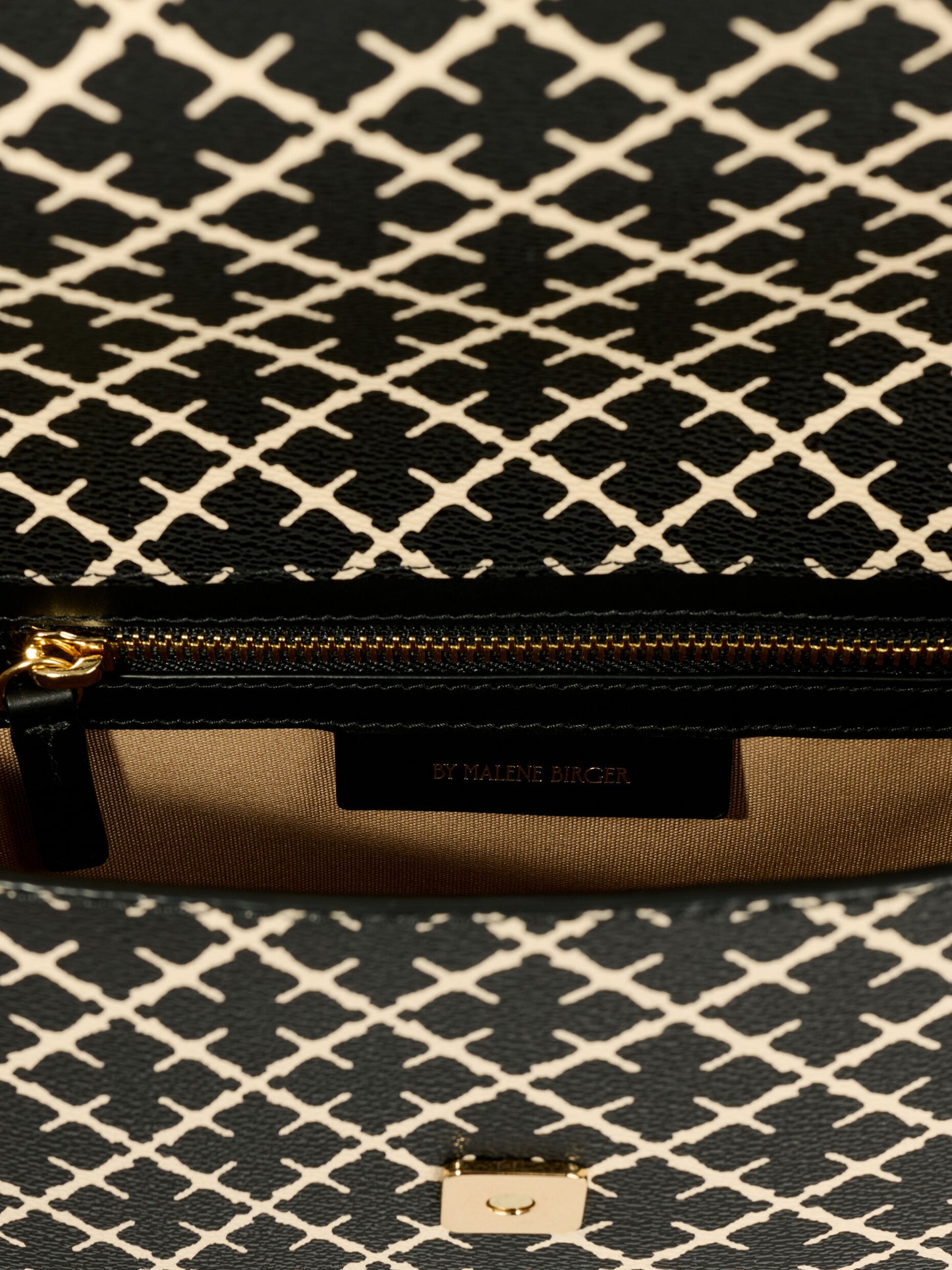 By Malene Birger Väska Tallie