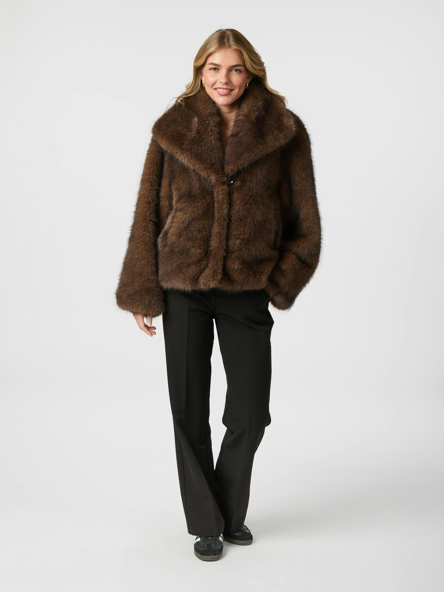Neo Noir Jacka Stephanie Faux Fur