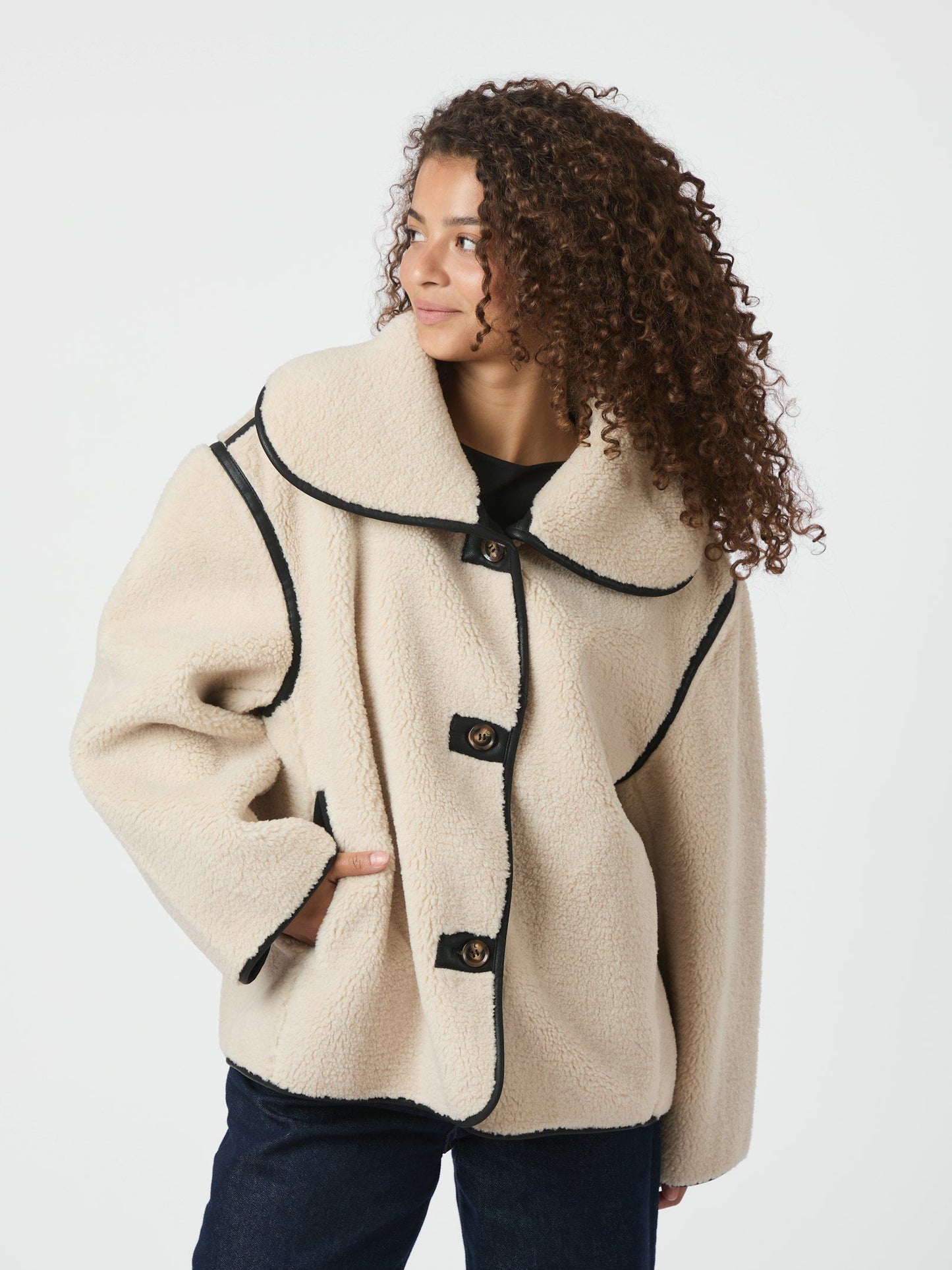 Neo Noir Jacka Edmund Teddy