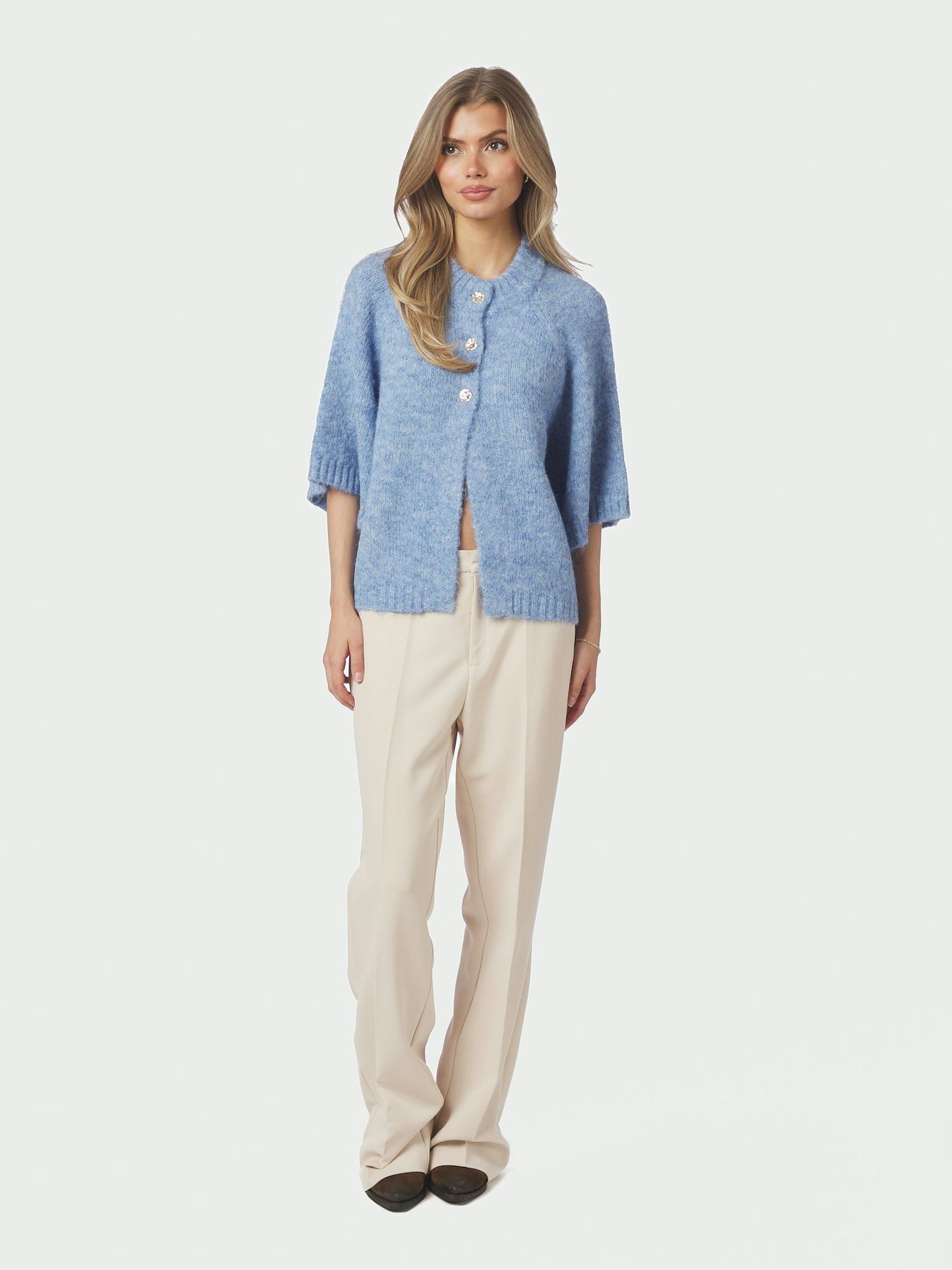 Neo Noir Kofta Benuta Fluffy Knit