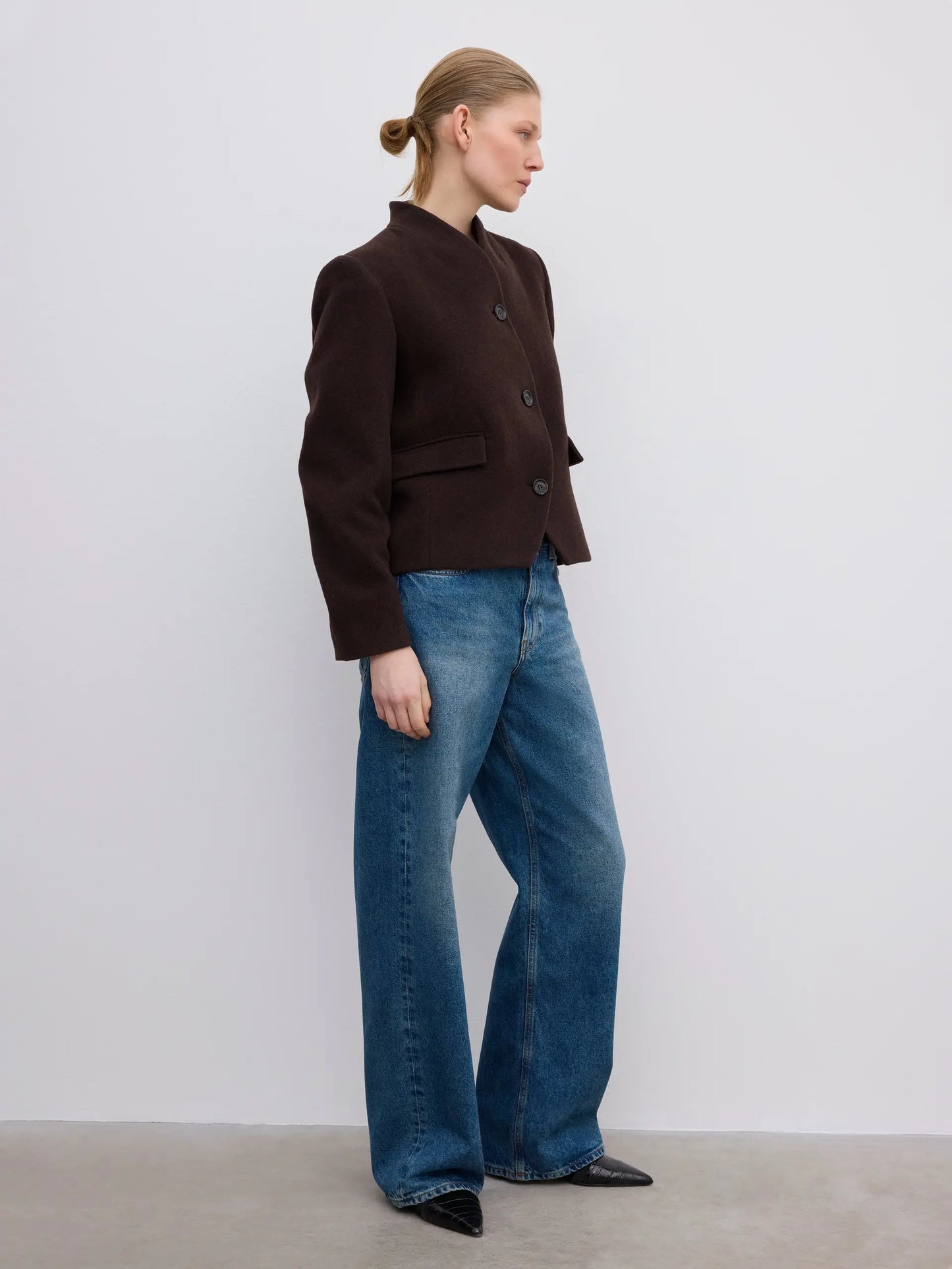 Dagmar Jacka Short Curved