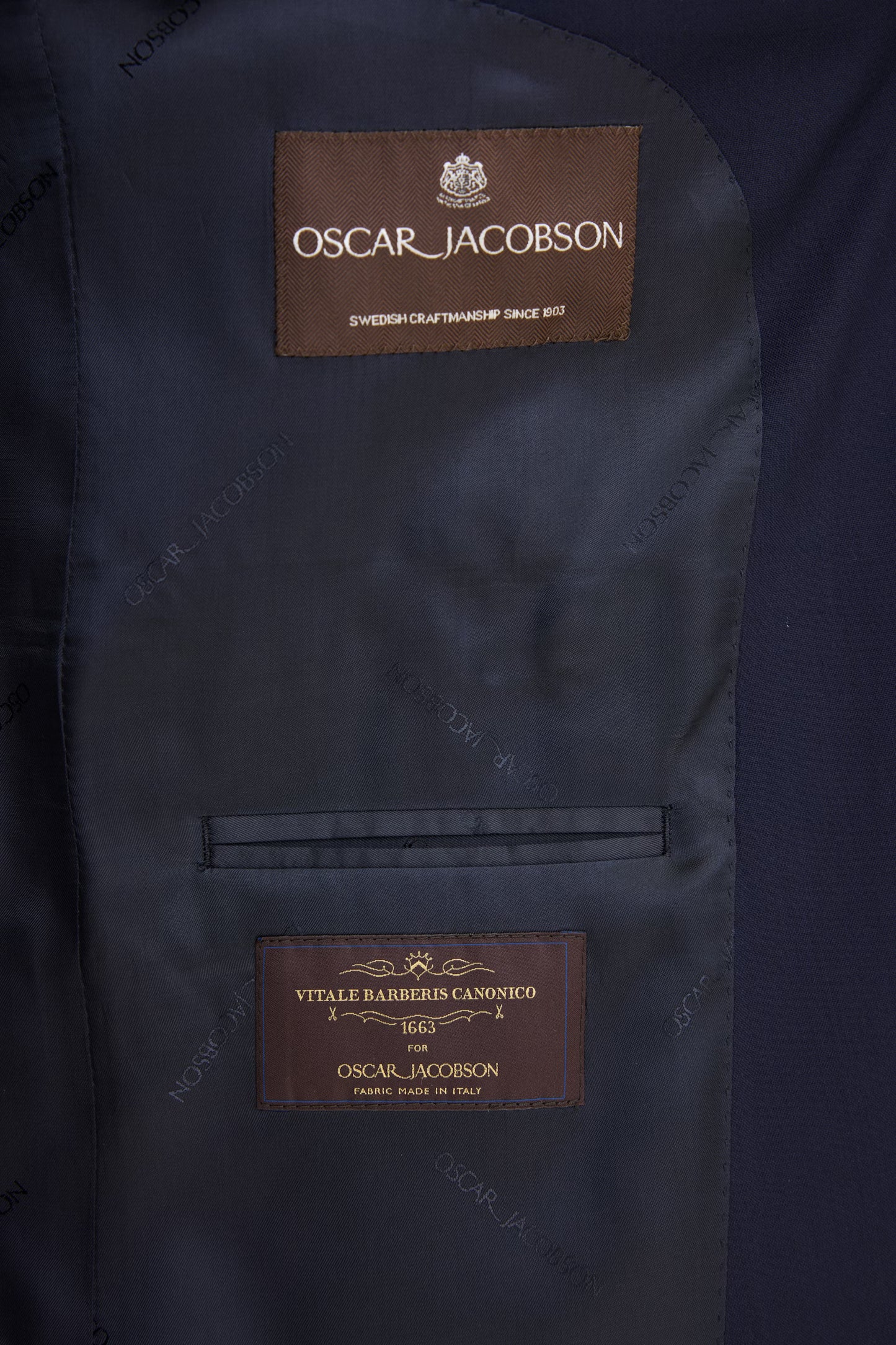 Oscar Jacobson Kavaj Fogerty