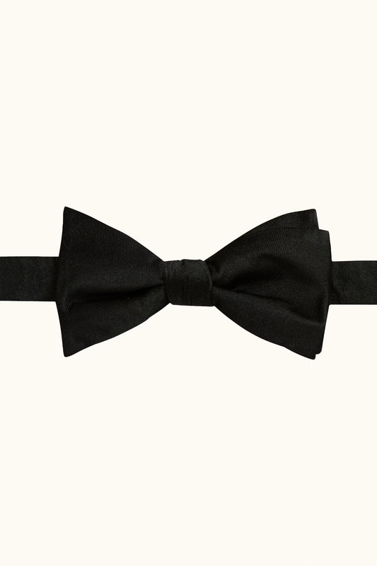 Oscar Jacobson Fluga Bow Tie