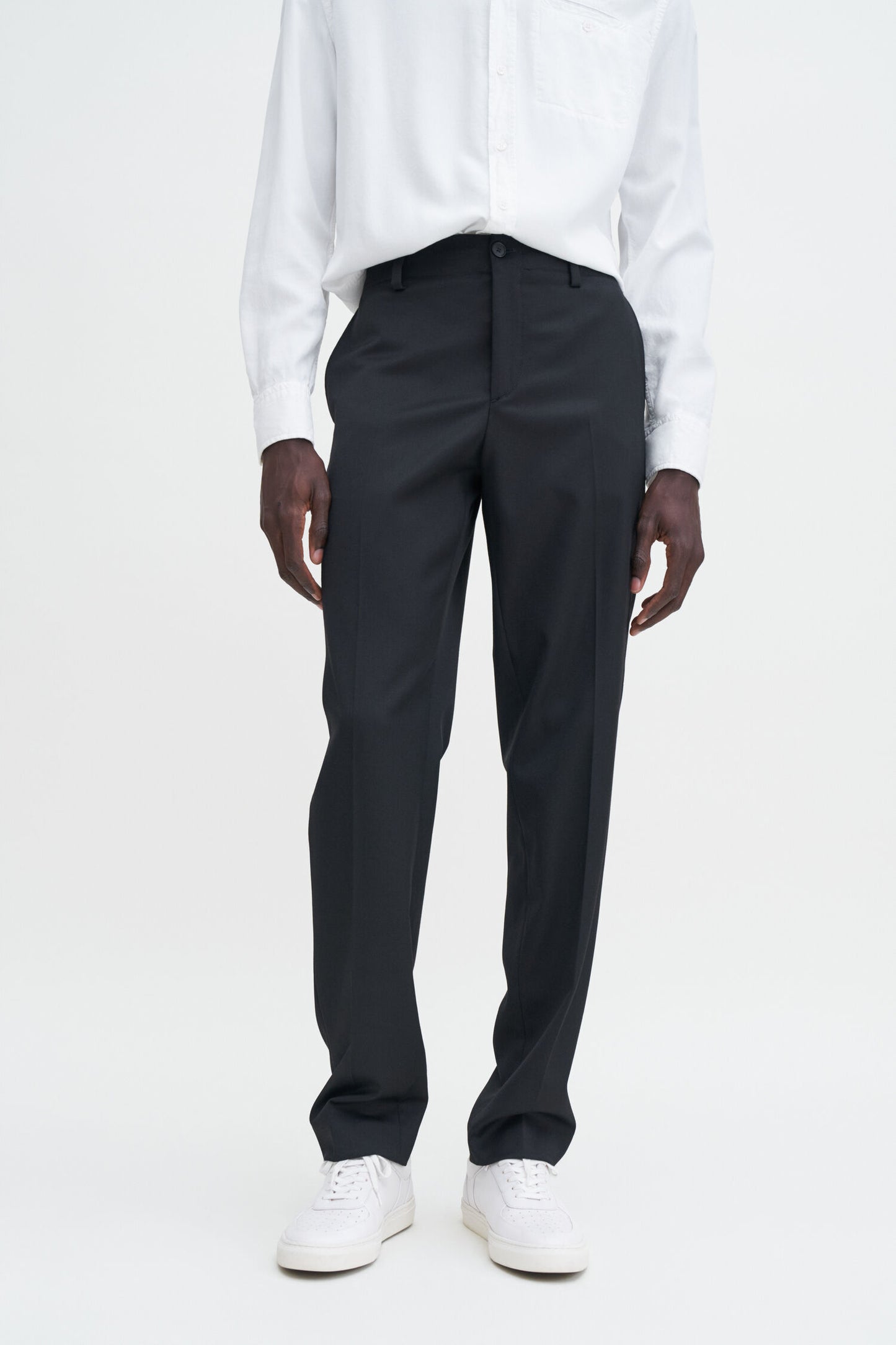 Filippa K Byxor Elastic Waist Tailored