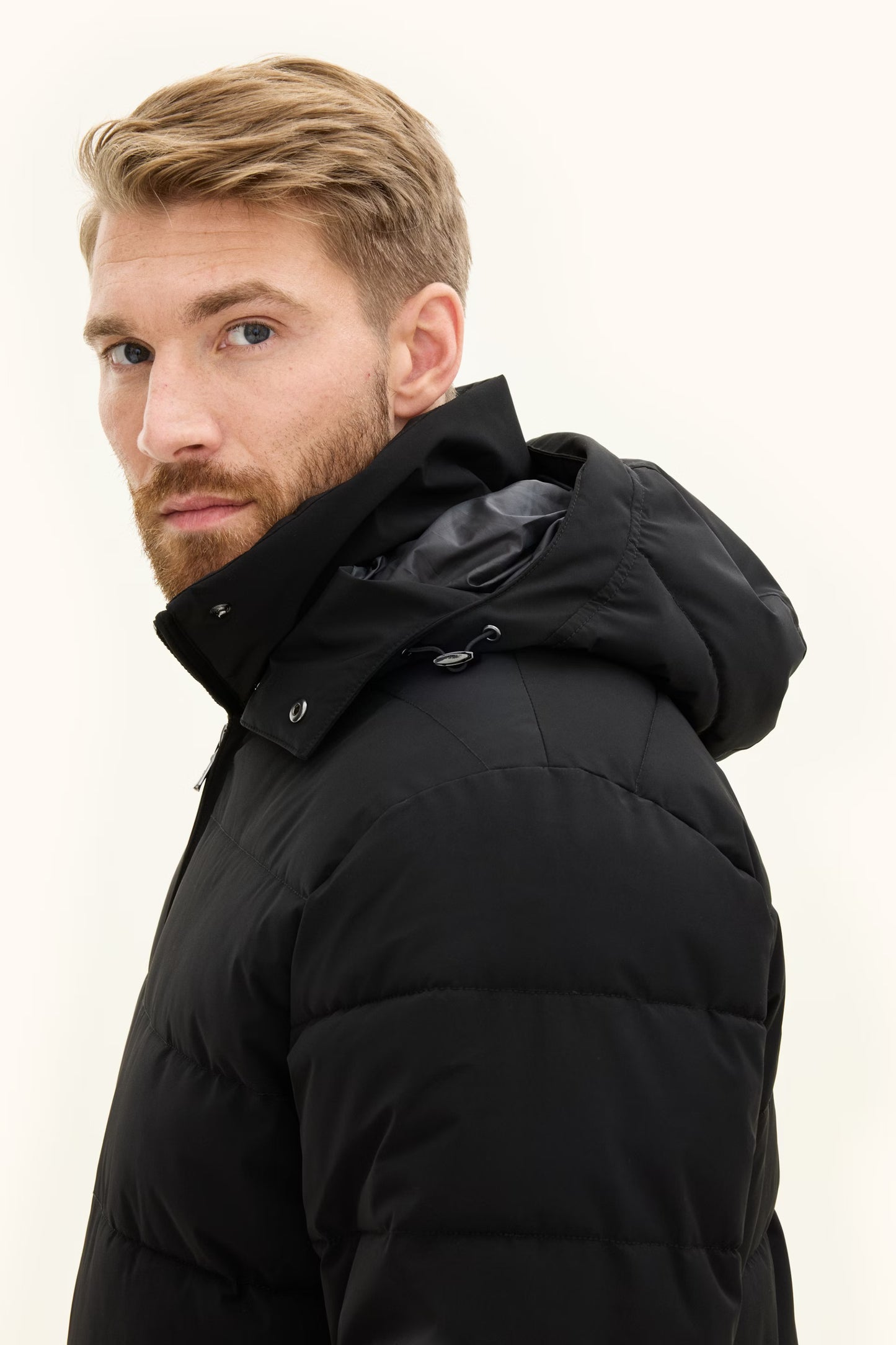 Oscar Jacobson Jacka Hooded Puffer