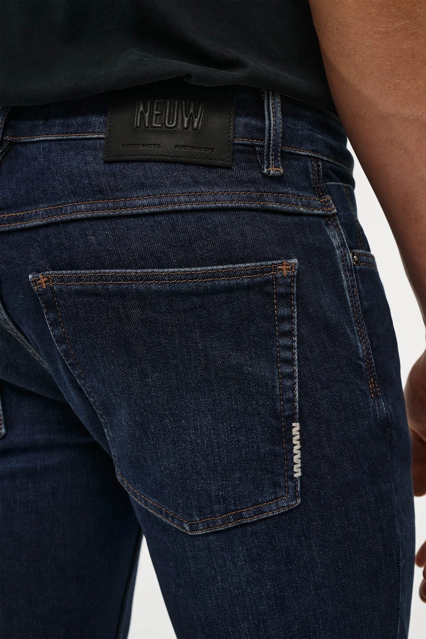 Neuw Jeans Lou Slim Blue Sunday
