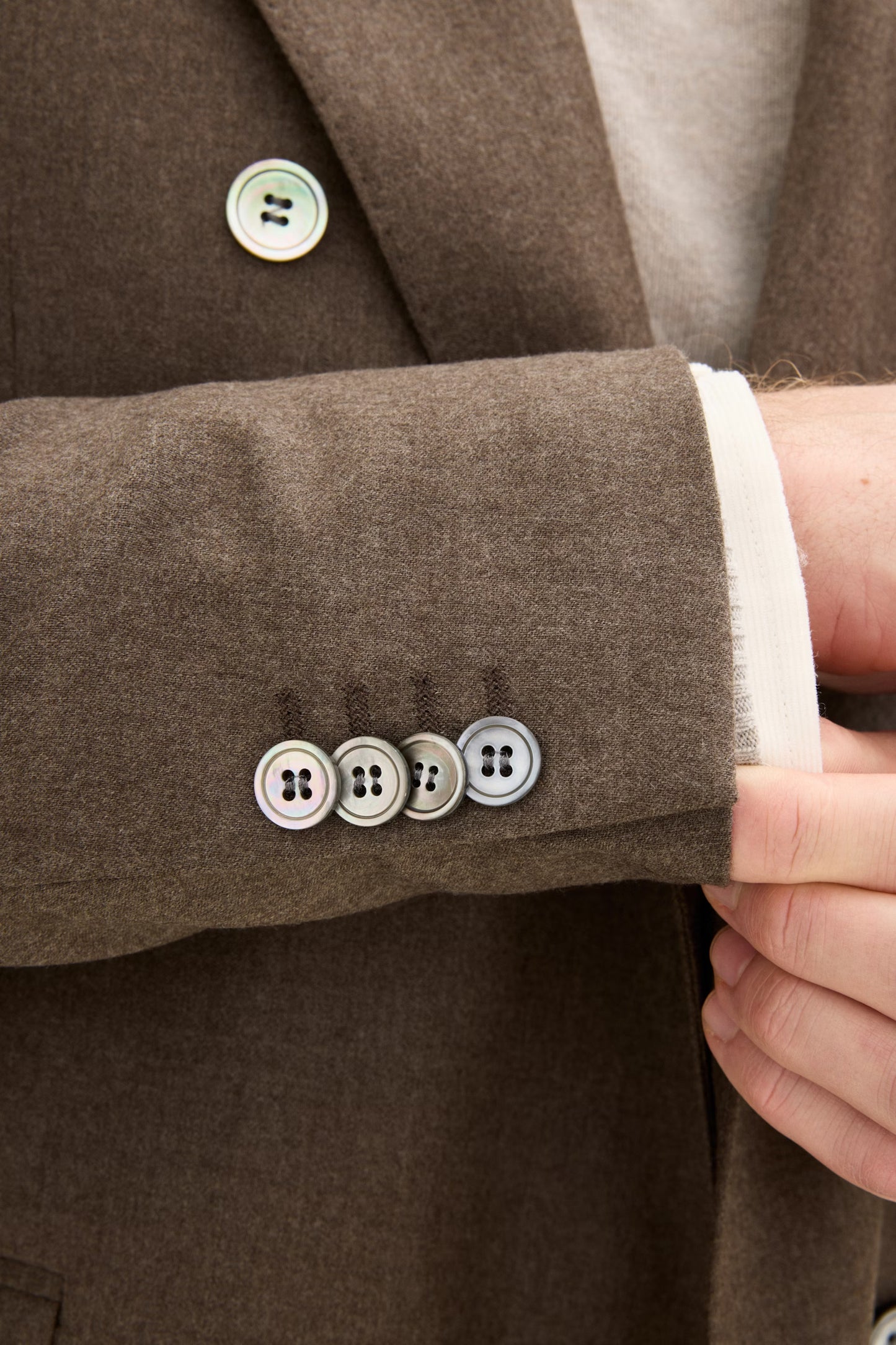 Oscar Jacobson Kavaj Farris