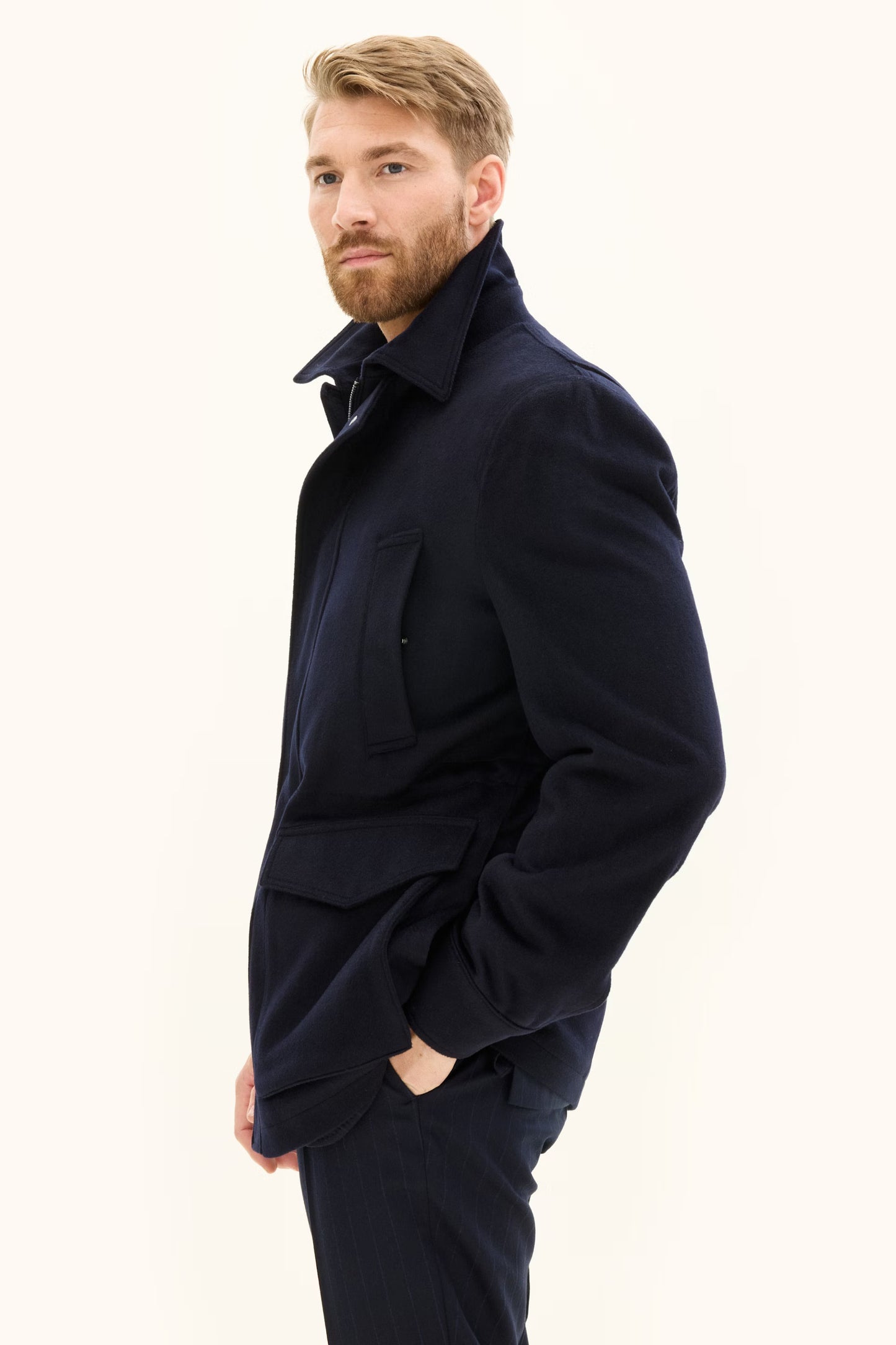 Oscar Jacobson Jacka Traveller