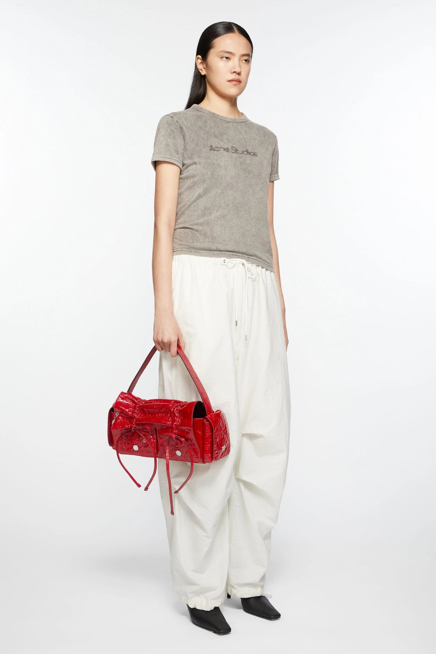 Acne Studios Väska Multipocket Crinkled Patent