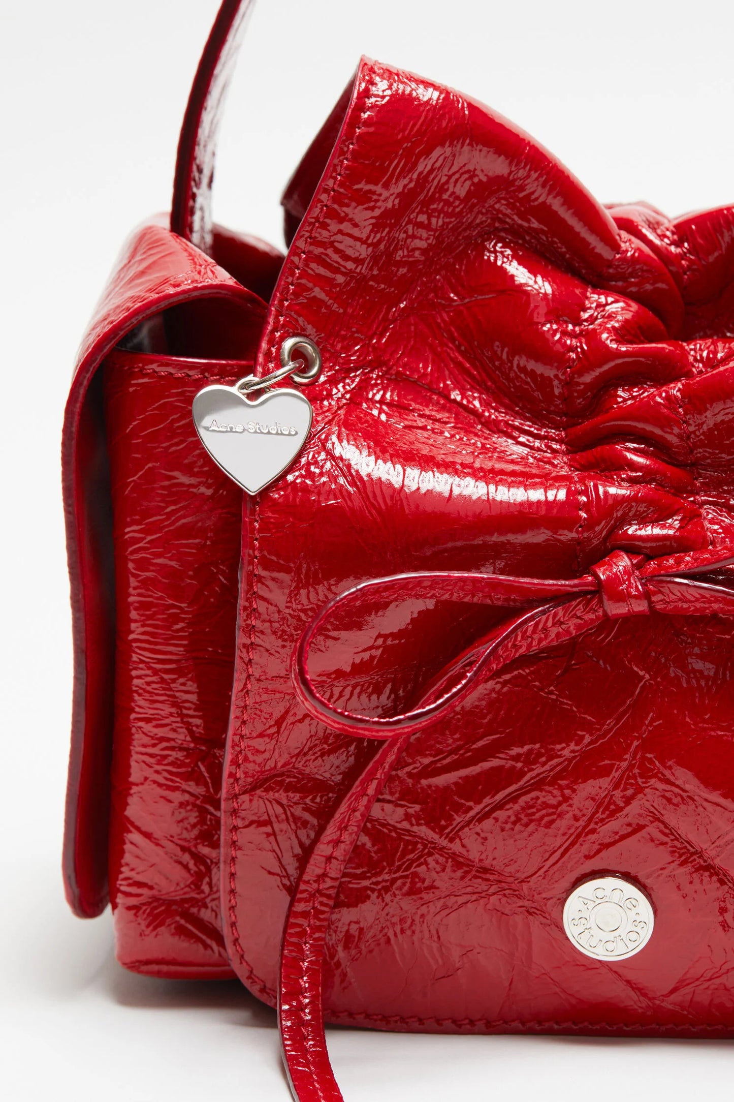 Acne Studios Väska Multipocket Crinkled Patent