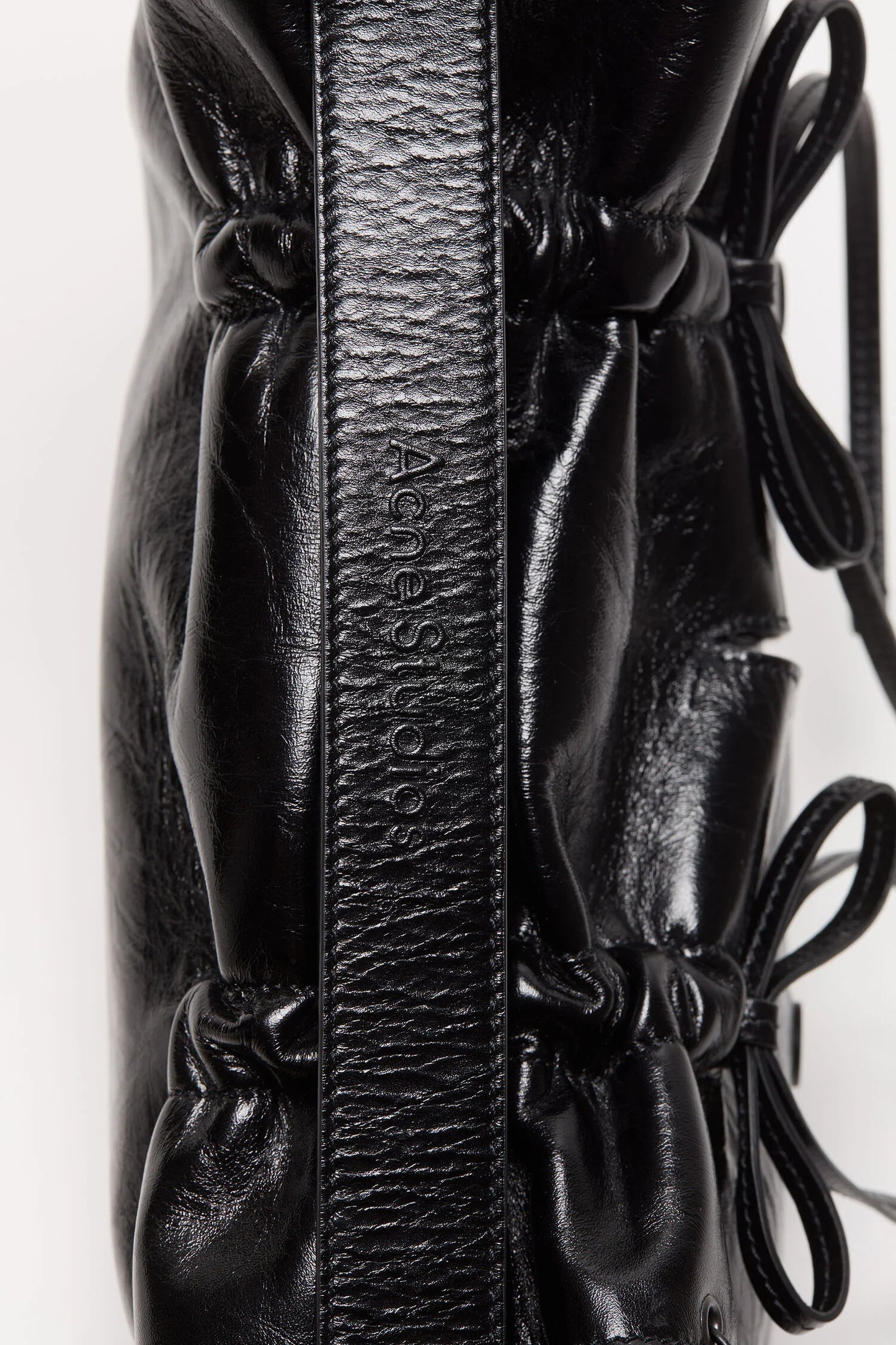 Acne Studios Väska Multipocket Lux