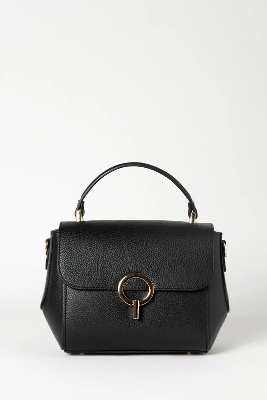 By Axel Väska Belotti 808