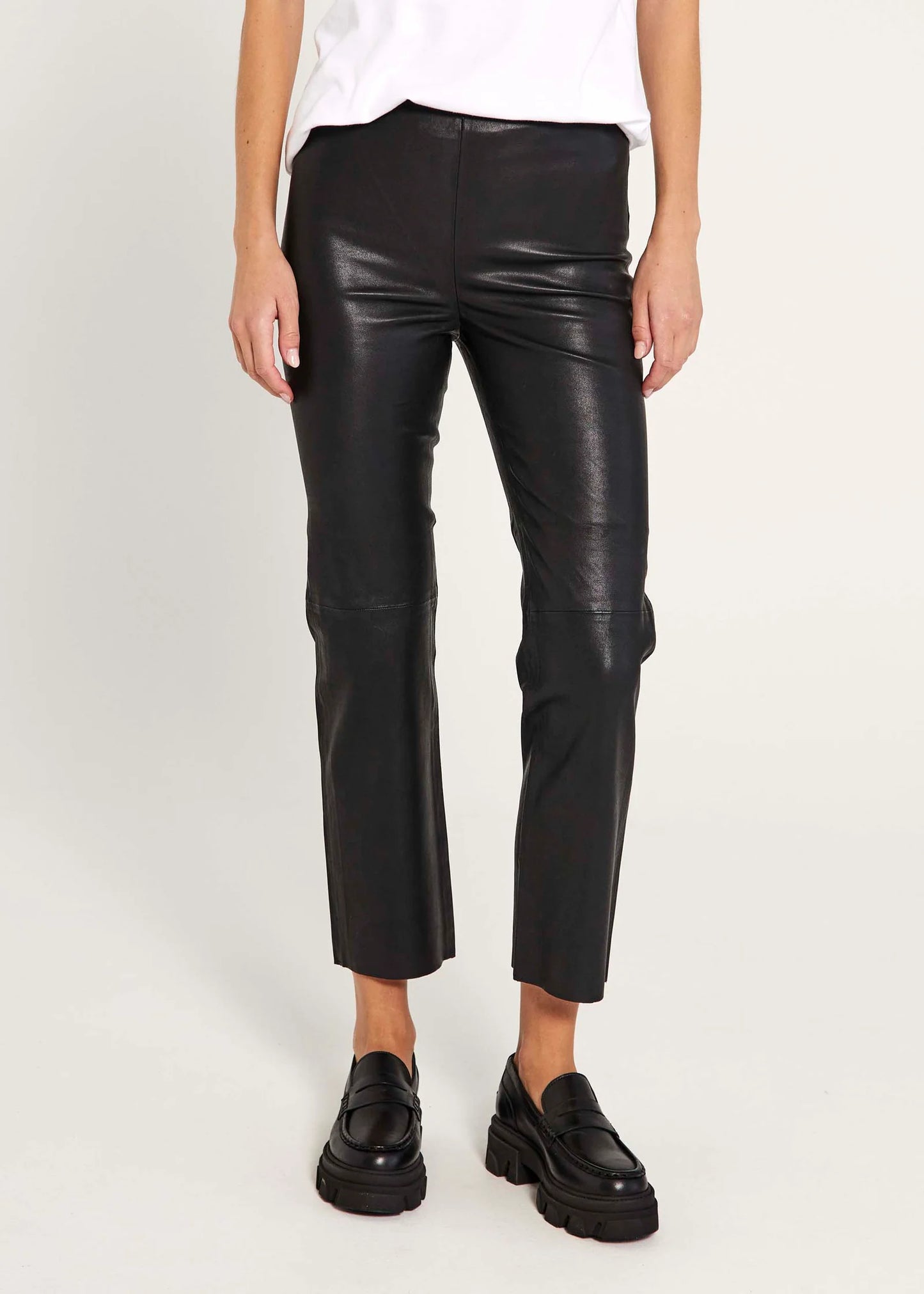 Norr Byxor Celia Stretch Leather