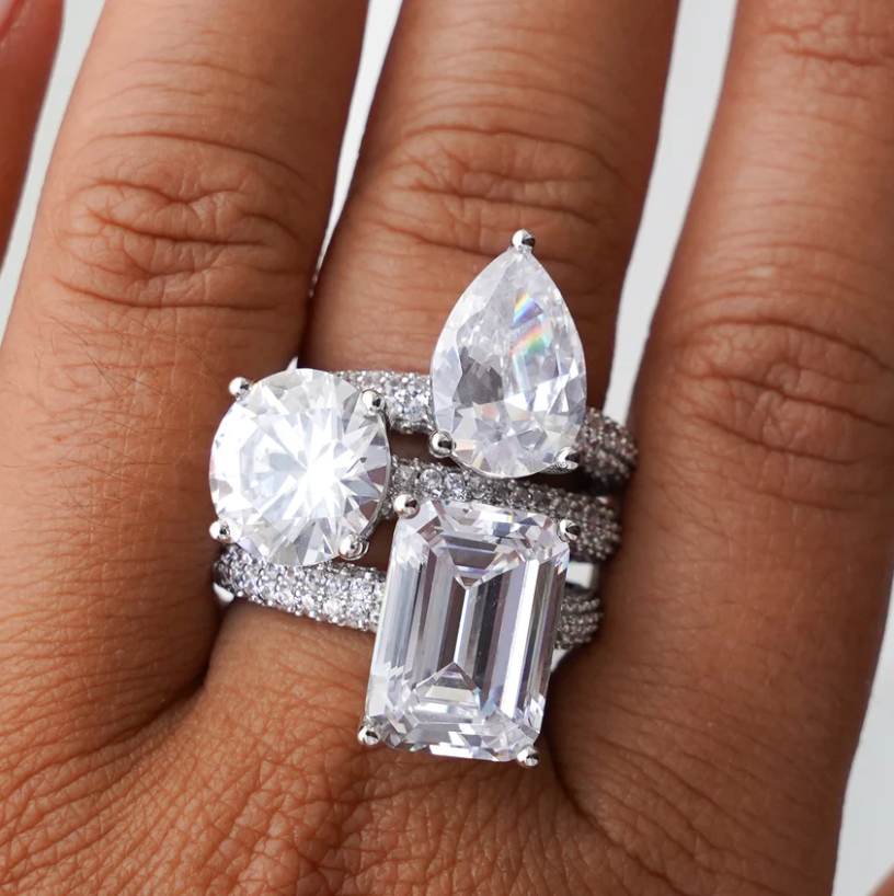 Izabel Display Ring Mega Rectangle