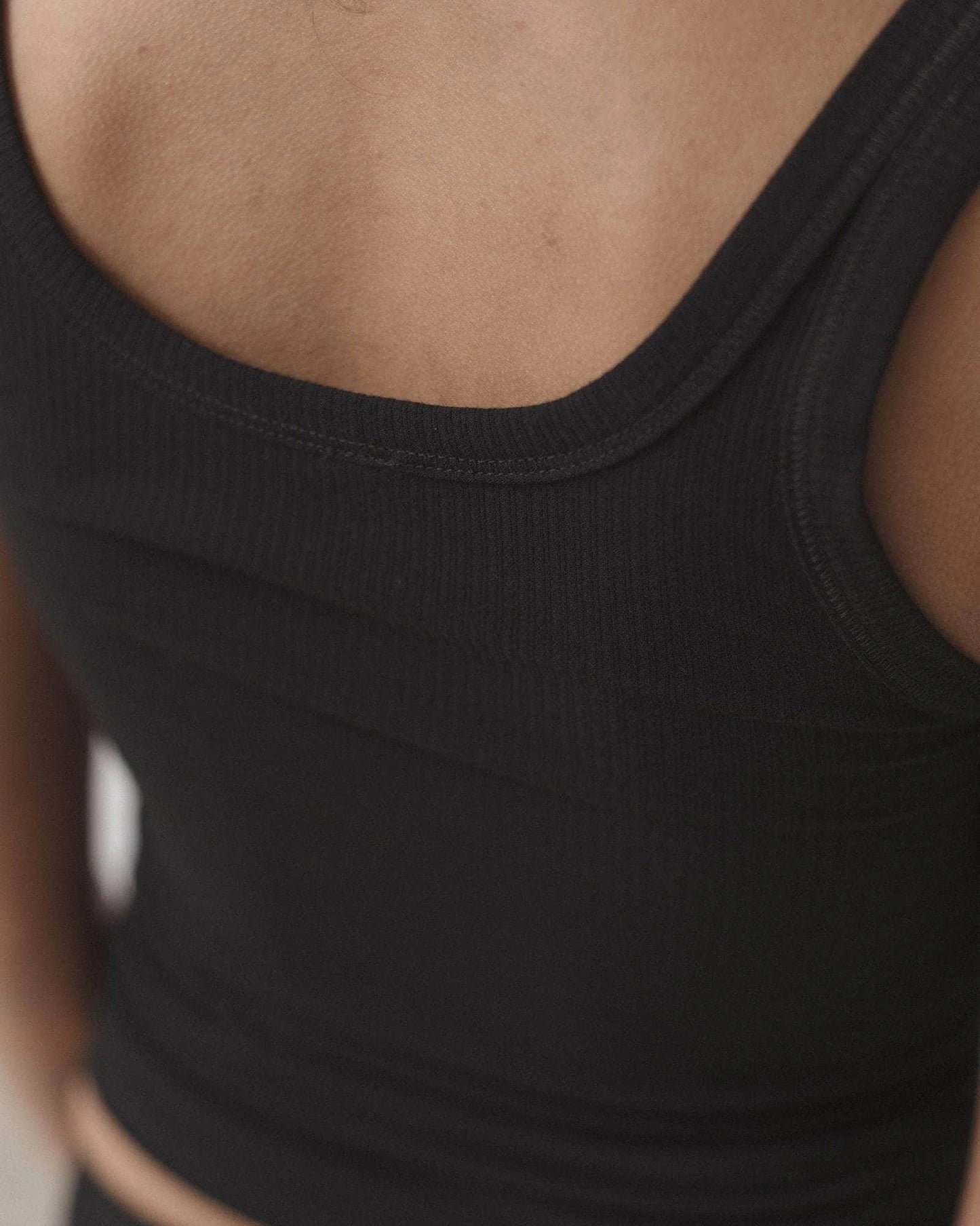 Baserange Linne Heart Tank