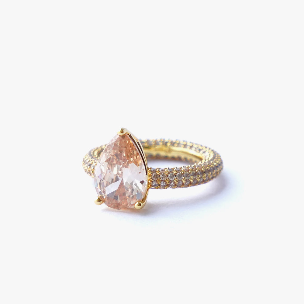 Izabel Display Ring Mega Drop